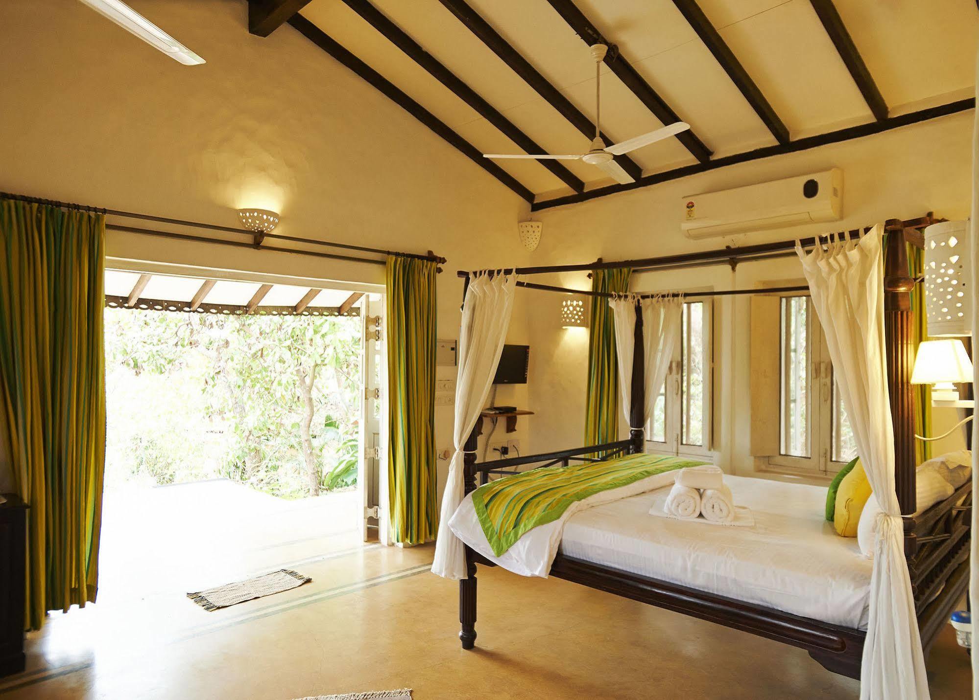 Wildflower Villas - All Villa Hotel, Family Run Candolim Dış mekan fotoğraf