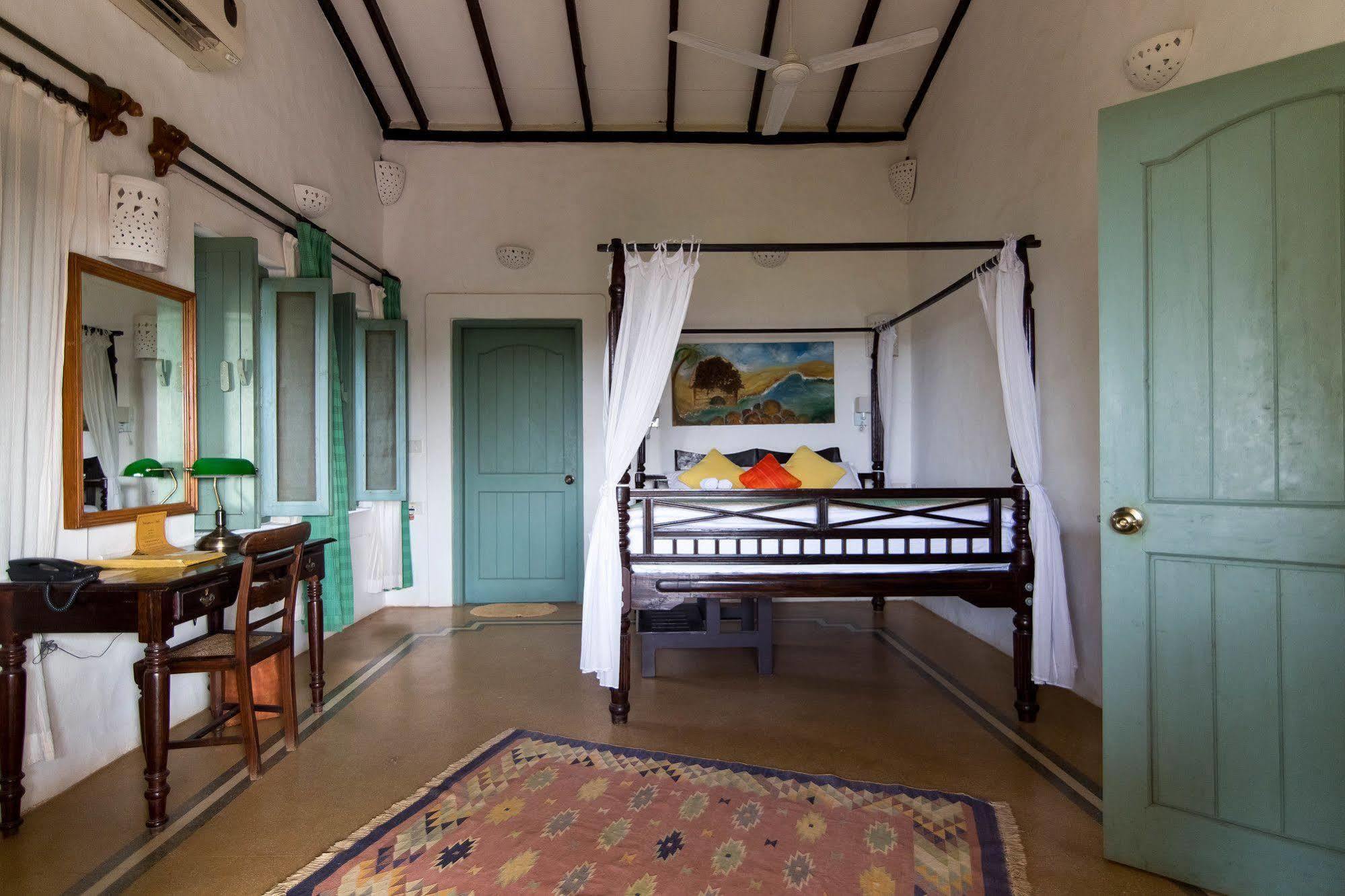 Wildflower Villas - All Villa Hotel, Family Run Candolim Dış mekan fotoğraf